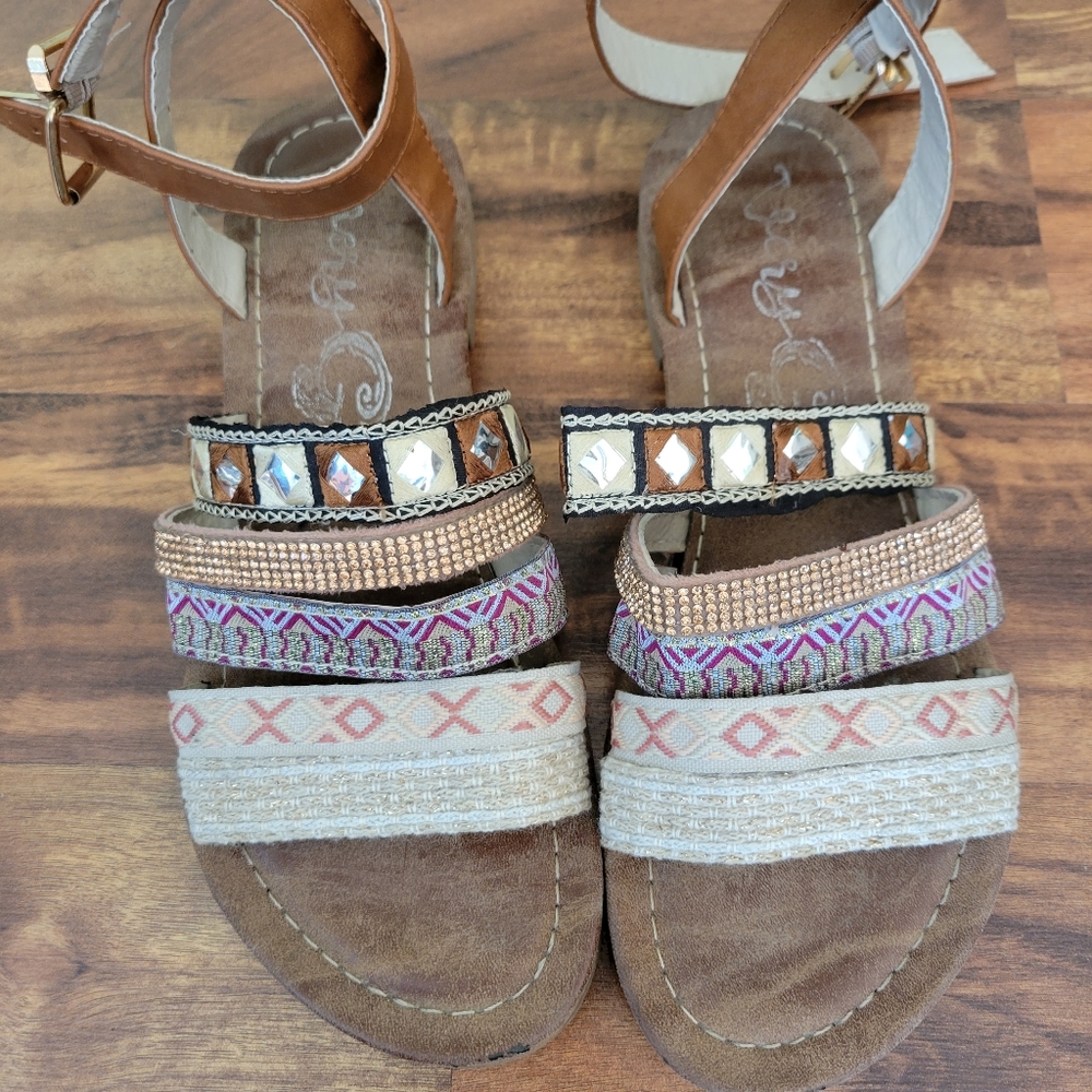 VeryG Gladiator Sandals with Aztec design. Worn once. Size 7.5